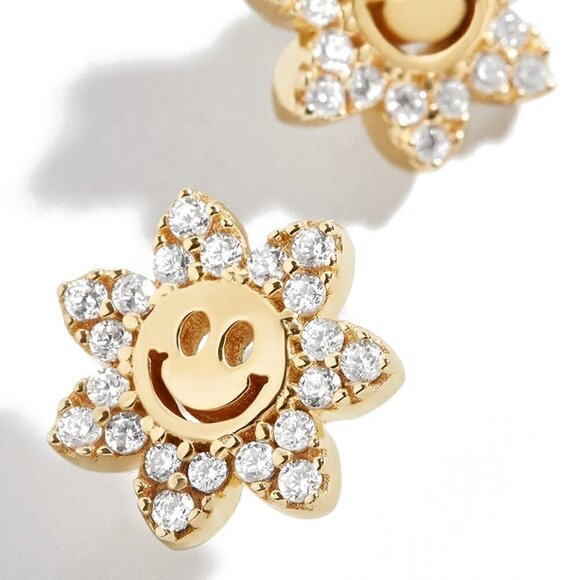 Emoji Happy Face Gold and Crystal Felice Cubic Zirconia Smiling Daisy Studs - Picture 4 of 6